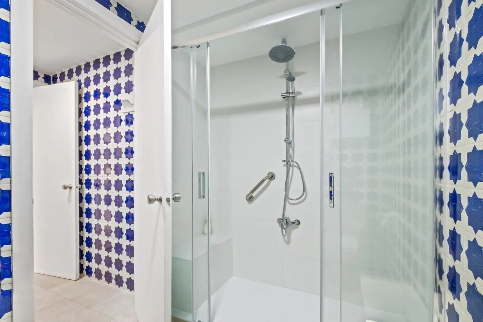 Piso Con 2 Habitaciones, 2 Terrazas Y Piscina Τορρεμολίνος Διαμέρισμα