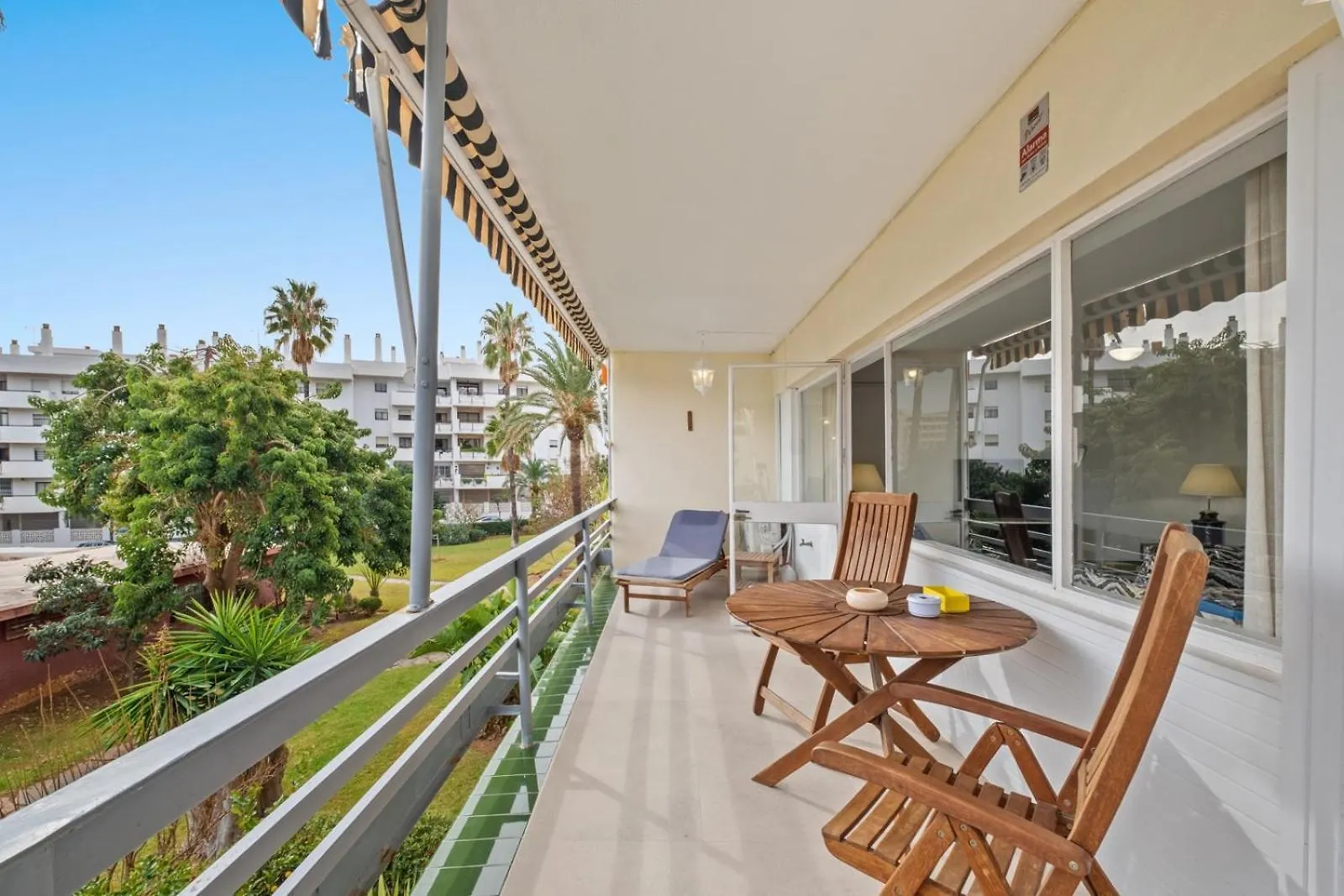 Piso Con 2 Habitaciones, 2 Terrazas Y Piscina Torremolinos